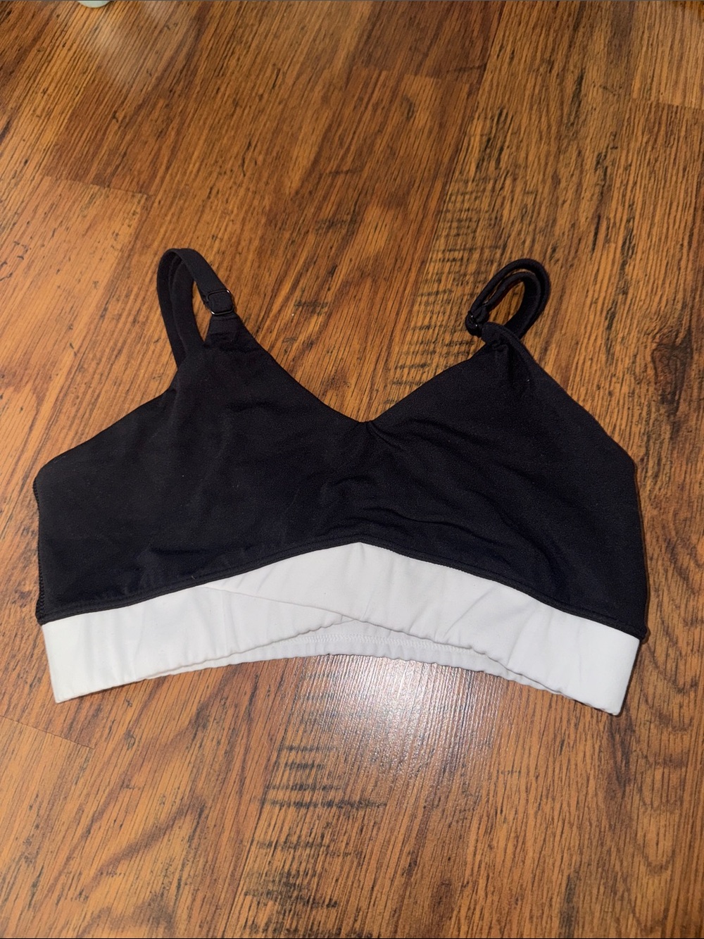 Black & White Wireless Bralette - Women's Comfort Sleepwear 29.T